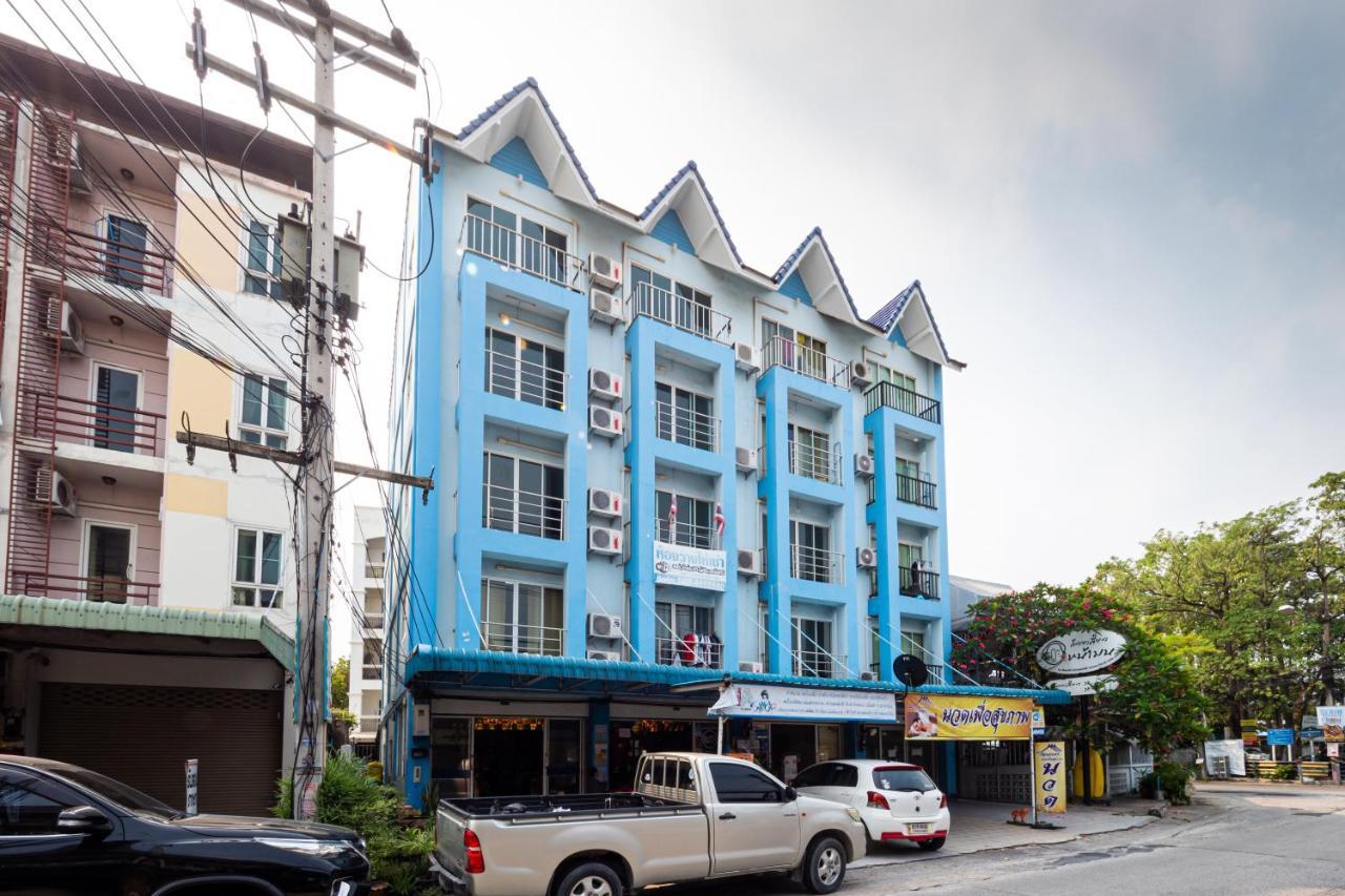 RedDoorz SI FAH at Bangsaen Hotel Ban Rong Khoei Exterior foto