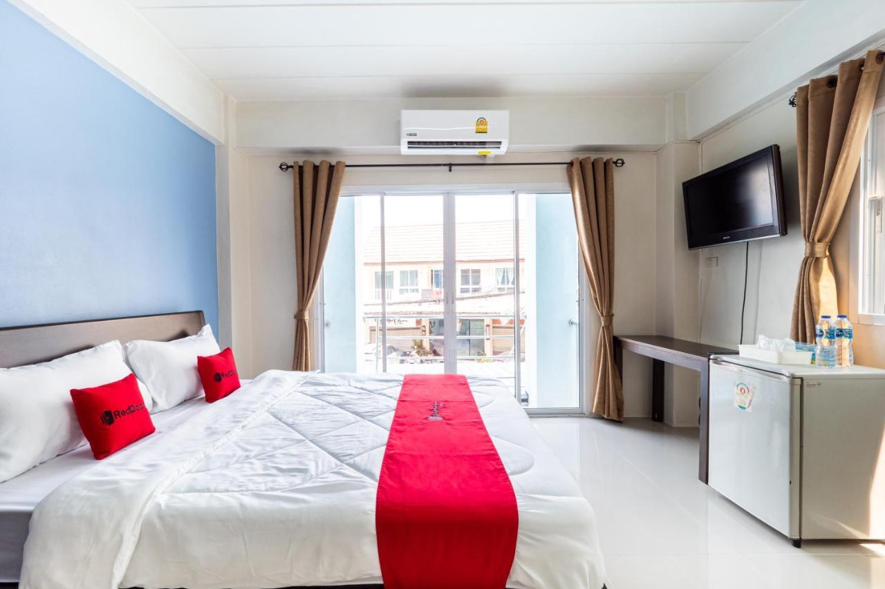RedDoorz SI FAH at Bangsaen Hotel Ban Rong Khoei Exterior foto