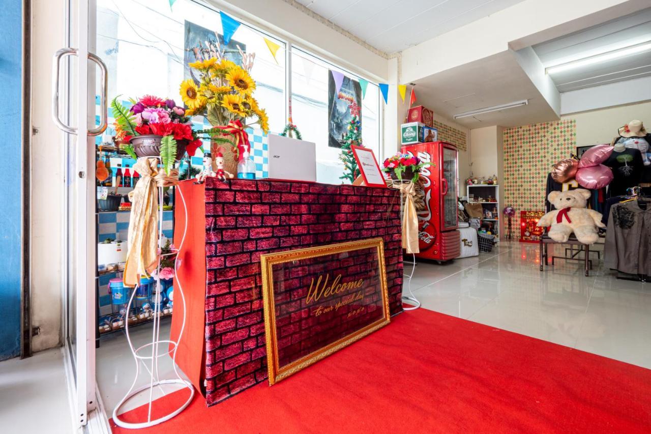 RedDoorz SI FAH at Bangsaen Hotel Ban Rong Khoei Exterior foto